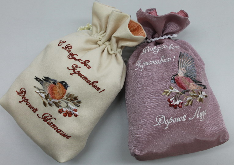 В Ново-Тихвинском монастыре вышивают уникальные елочные игрушки - Фото 2