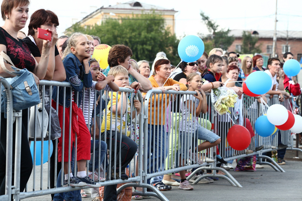 На 80-летие «Уралмашзавода» акционер предприятия «Газпромбанк» подарил работникам 18 квартир - Фото 7