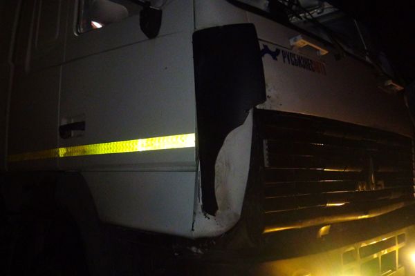 Житель Югорска попал под грузовик на автотрассе Екатеринбург—Нижний Тагил—Серов - Фото 3