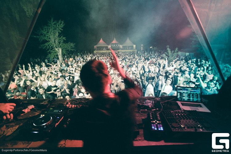 Организаторы «Механики» устроят криозалпы по любителям масштабных тусовок - Фото 2