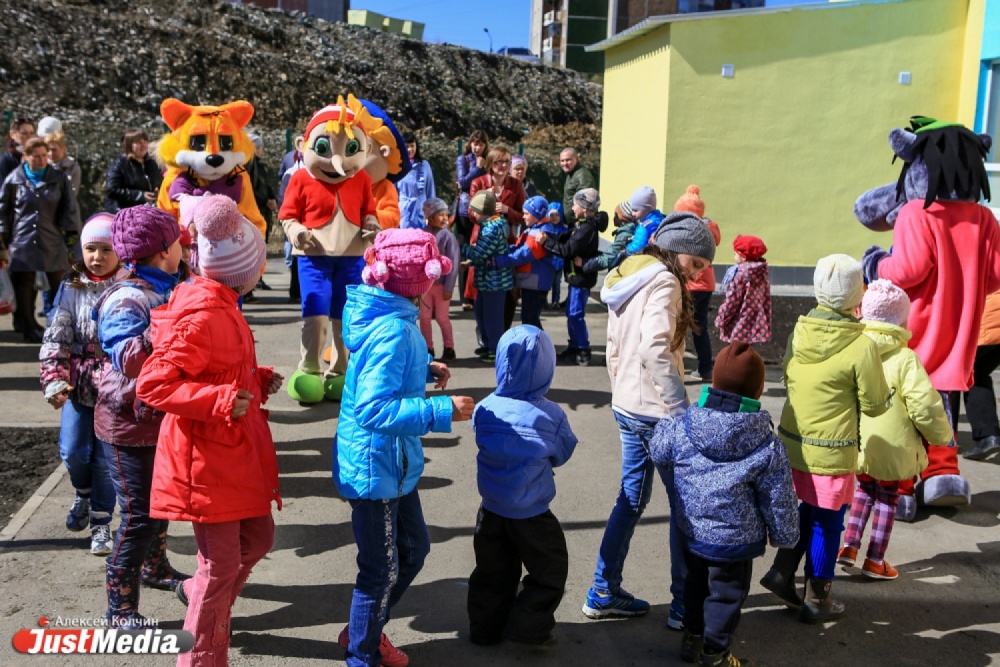 Губернатор Евгений Куйвашев открыл очередной энергоэффективный детский сад в Первоуральске - Фото 2