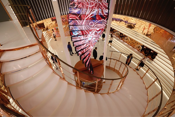 Стенд, который не обходится без внимания первых лиц. ИННОПРОМ-2018 выявил любимого промышленника российских властей - Фото 4