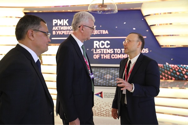 Стенд, который не обходится без внимания первых лиц. ИННОПРОМ-2018 выявил любимого промышленника российских властей - Фото 7