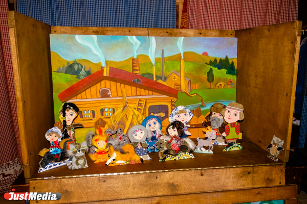 Избушка Бабы-Яги, дом крестьянина и старинная русская печь. На Урале продолжается строительство парка по сказам Бажова - Фото 8