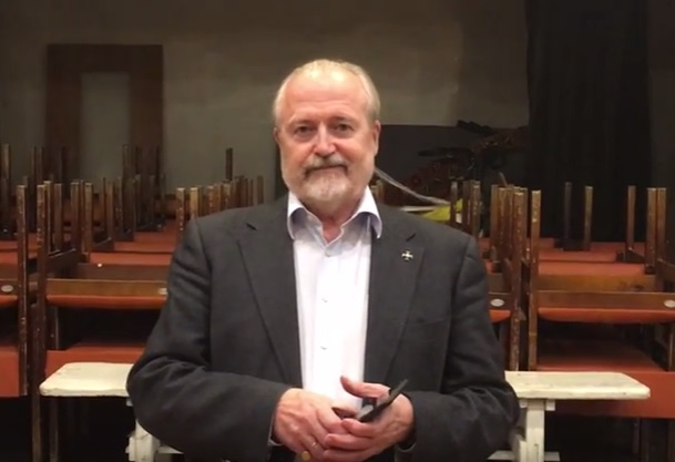 «Это будет отвлекать от Храма-на-Крови и убьет пруд». Архитекторы Екатеринбурга и Владимир Хотиненко выступили за Храм Святой Екатерины, но не на воде. ВИДЕО - Фото 2