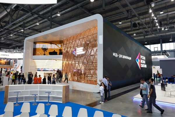 Стенд, который не обходится без внимания первых лиц. ИННОПРОМ-2018 выявил любимого промышленника российских властей - Фото 2