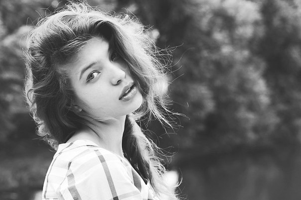 Не хватает десяти строк до победы! В интернет-рейтинге конкурса «Мисс Россия» Локшина и Лесун занимают «золотую середину» - Фото 7