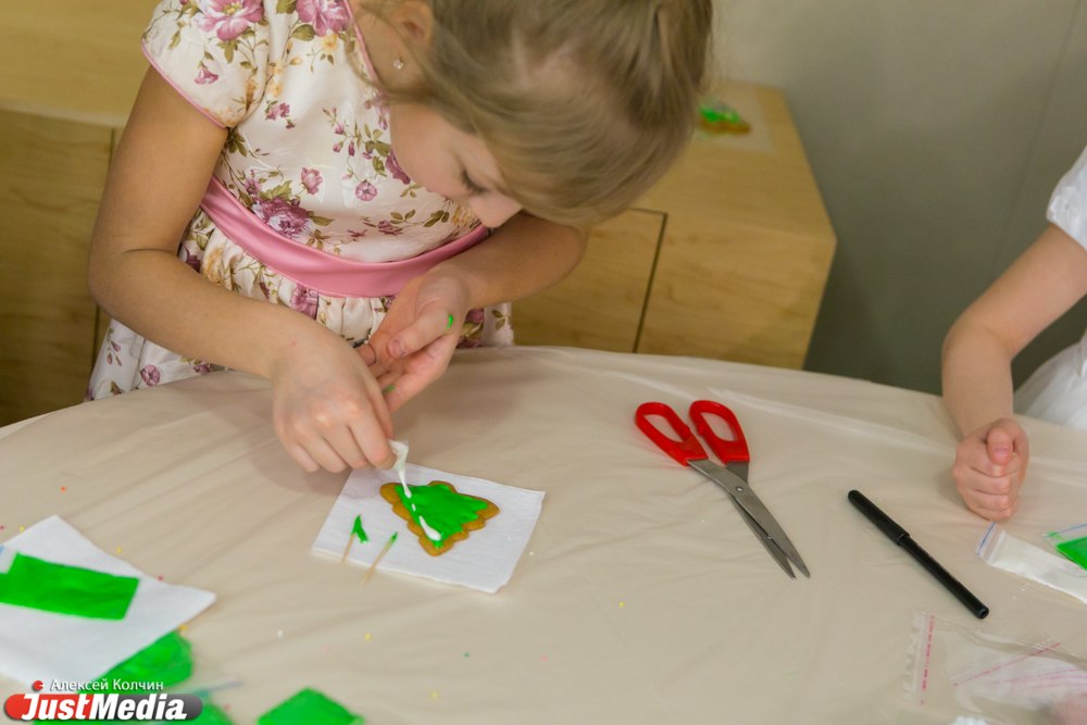 Похмельные вечеринки, катки, народный промысел. Куда пойти в новогодние праздники - Фото 4