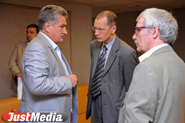 И это все?! «Открытый» режим заседания нового правительства Свердловской области не продержался и часа - Фото 4