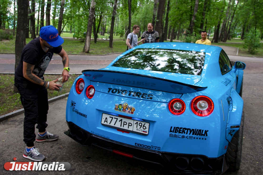 «Только диски обошлись в 950 тысяч». Уралец потратил несколько миллионов рублей, чтобы восстановить Nissan GT-R после ДТП. ФОТО - Фото 14