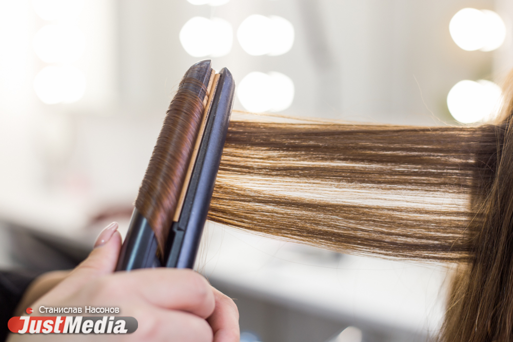  «Я крашу губы гуталином». Создаем актуальный лук на Хэллоуин со стилистами. ВИДЕОИНСТРУКЦИЯ - Фото 6