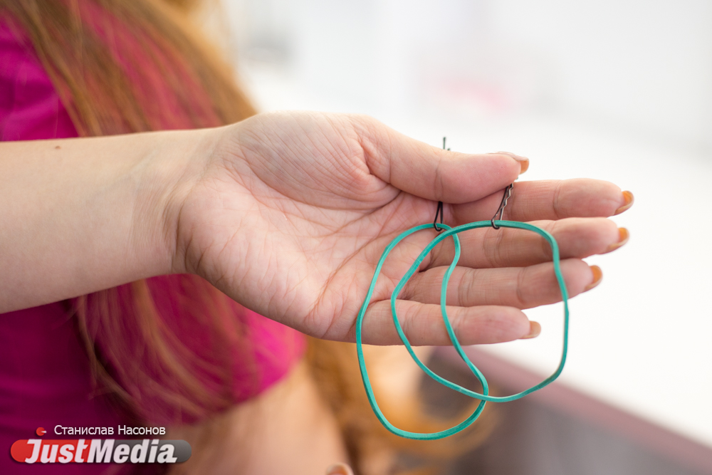  «Я крашу губы гуталином». Создаем актуальный лук на Хэллоуин со стилистами. ВИДЕОИНСТРУКЦИЯ - Фото 8