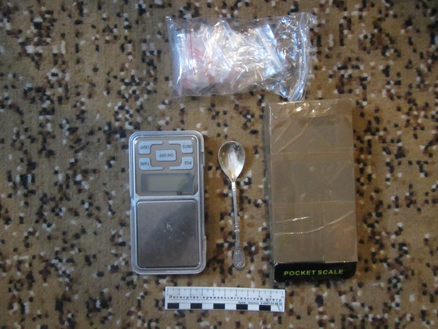 В Екатеринбурге мама расфасовывала для сына «синтетику» на продажу - Фото 2