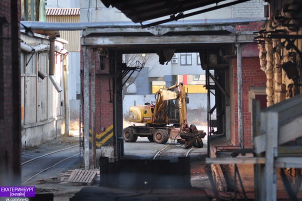 В Екатеринбурге начали сносить мукомольный завод - Фото 2