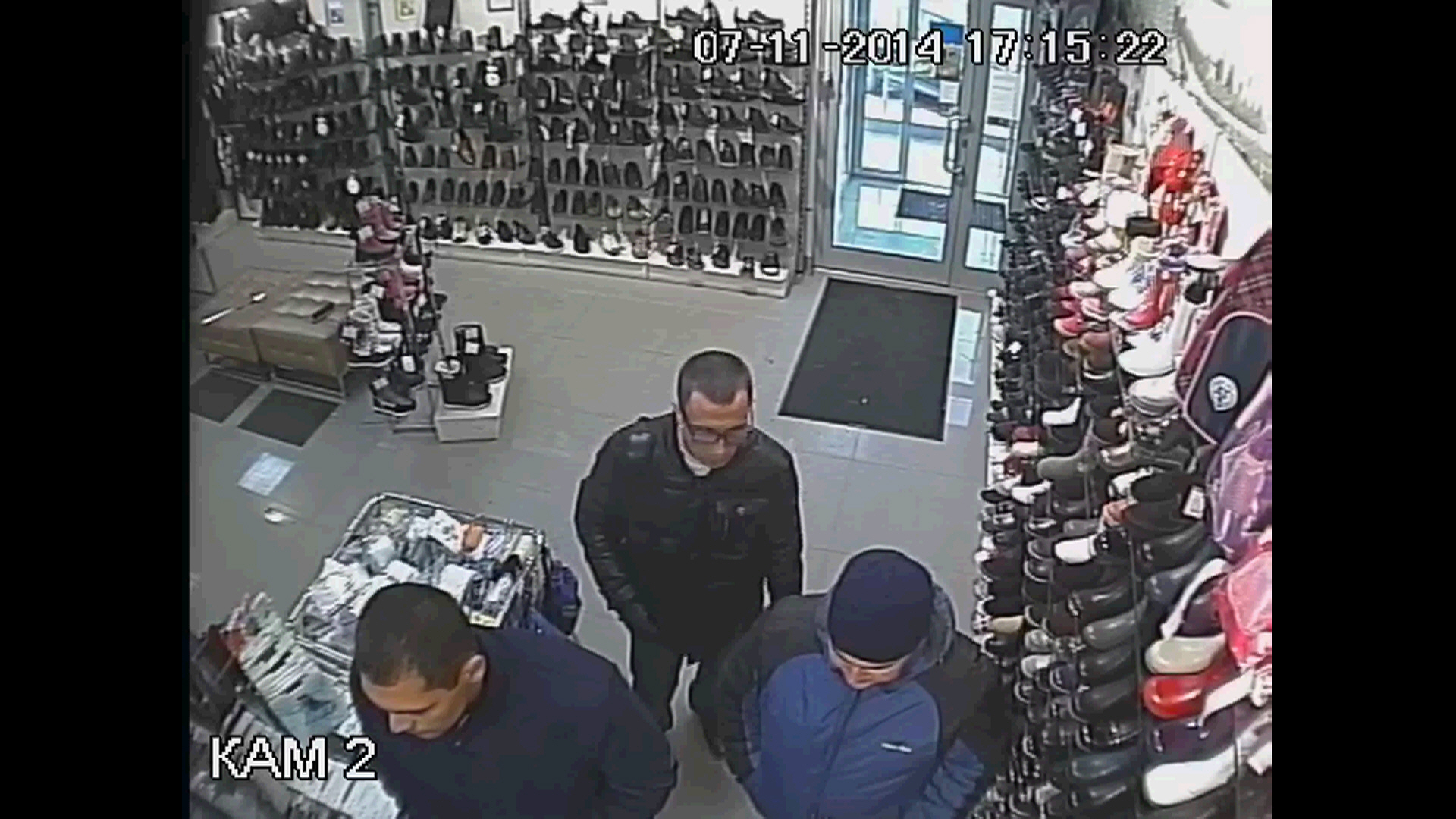 Задержаны фальшивомонетчики, сбывавшие в уральских магазинах пятитысячные поддельные купюры - Фото 2