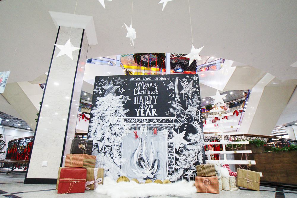 В Екатеринбурге открылась первая в городе интерактивная фото-зона в хипстерском стиле - Фото 2