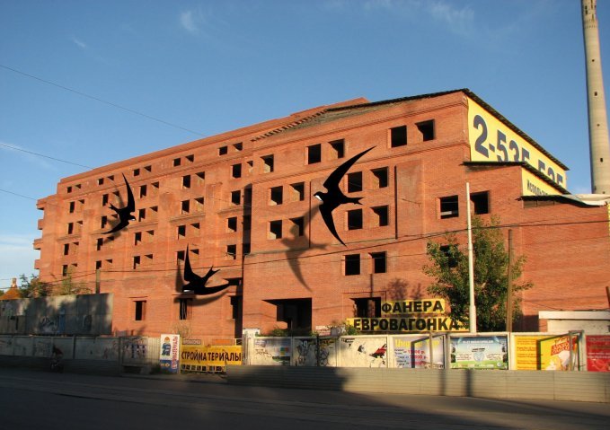 В два раза больше объектов и две тысячи баллонов краски. Граффитисты со всей страны выходят на улицы Екатеринбурга. ЭСКИЗЫ - Фото 3