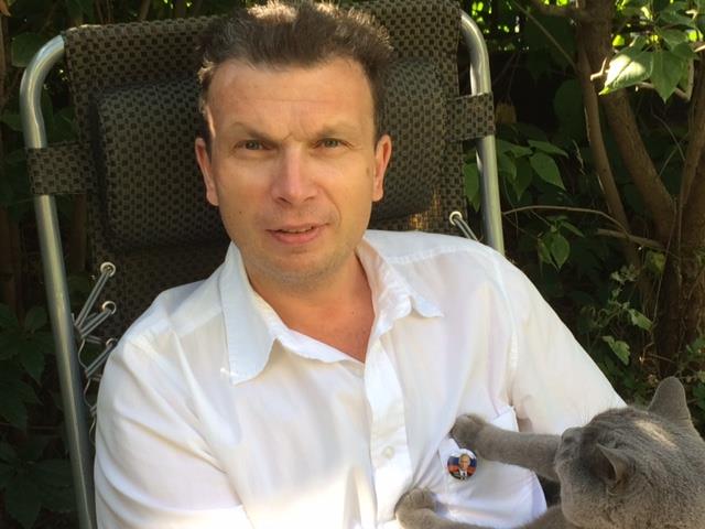 #УралЗаПутина. Свердловские единороссы устроили флешмоб в знаменательную для России дату. ФОТО - Фото 3