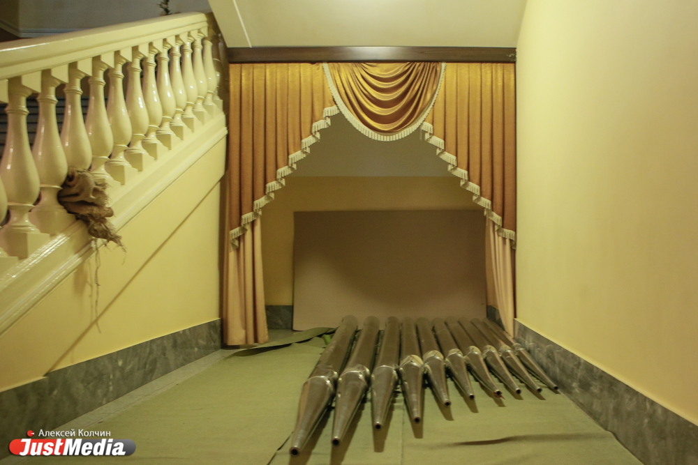 В Свердловской филармонии немцы разобрали орган. Стоимость реставрации составит порядка 20 миллионов - Фото 9