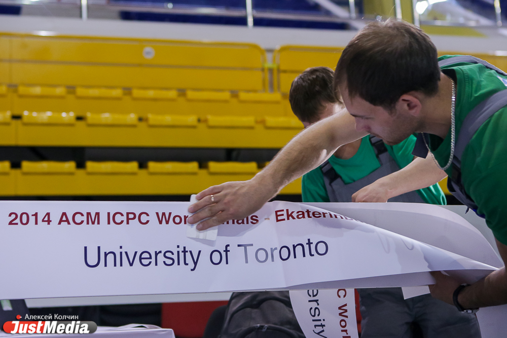 Больше сотни компьютеров, около тысячи виз и хорошее настроение для самых умных студентов планеты. Екатеринбург готовится принять Чемпионат мира по программированию - Фото 6