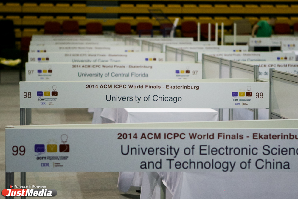 Больше сотни компьютеров, около тысячи виз и хорошее настроение для самых умных студентов планеты. Екатеринбург готовится принять Чемпионат мира по программированию - Фото 3