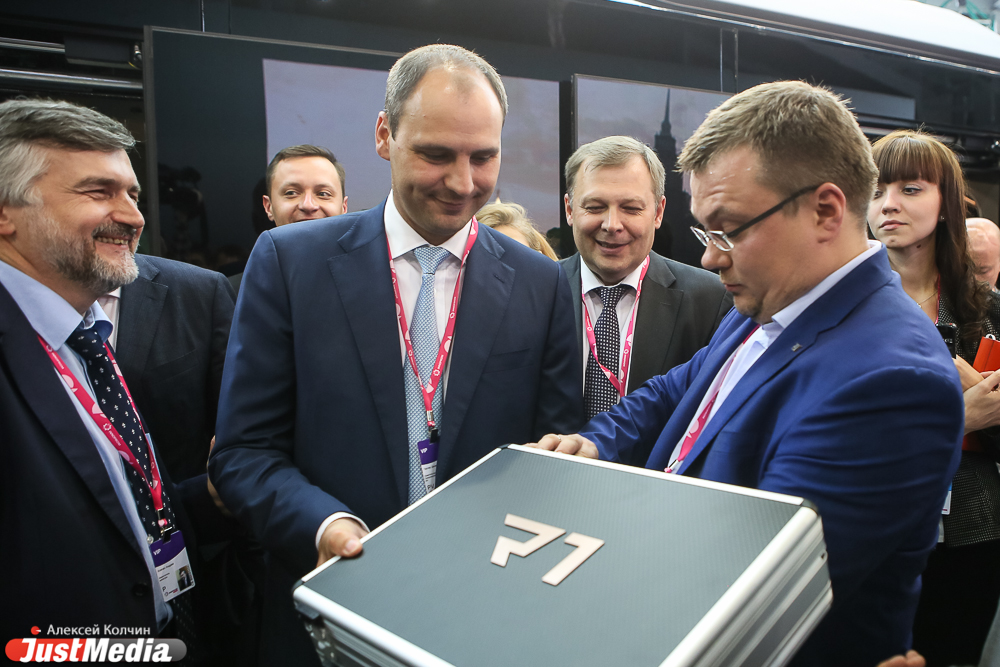 Олигарх Бидонько, магнат недвижимости Зырянов и скромняга Креков. Свердловские министры опубликовали декларации - Фото 2