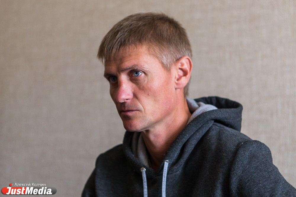 «Гады бессовестные!.. В одну хату зашли картошки нажарили, а другую подорвали». Беженцы из Луганской области рассказали JustMedia, почему Украины для них нет. СПЕЦПРОЕКТ - Фото 4