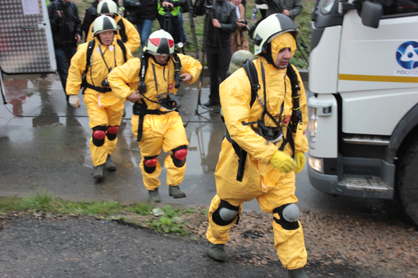 Спасатели ликвидировали на БАЭС последствия «землетрясения» - Фото 7