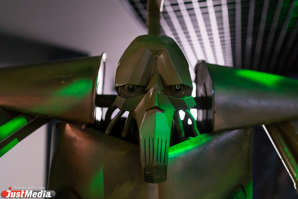 В Екатеринбург привезли роботов, которые прославились в голливудских блокбастерах - Фото 3