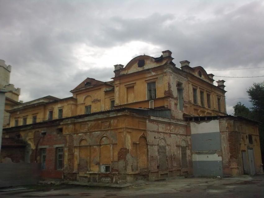 «Темная» Пасха. В Екатеринбурге в канун великого православного праздника снесли Успенскую церковь - Фото 2