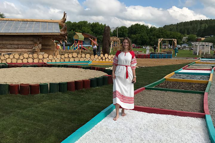 Дом медведя, дворец Хозяйки Медной горы и башня Рапунцель. Смотрим с JustMedia новинки в Парке Сказов. ФОТО - Фото 11