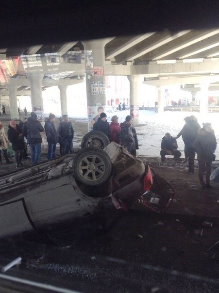 В Екатеринбурге  водитель «Ауди» перевернул «Лифан» - Фото 2