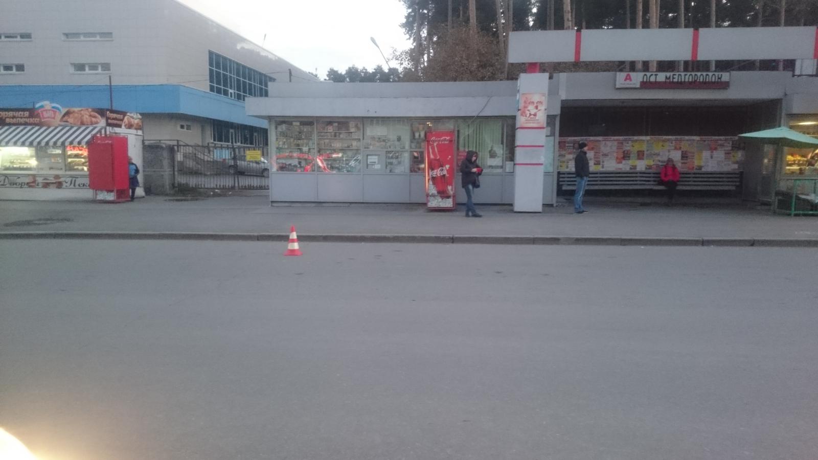 В Екатеринбурге водитель автобуса, зажавший пассажира в дверях и скрывшийся с места ДТП, лишен прав на год - Фото 2