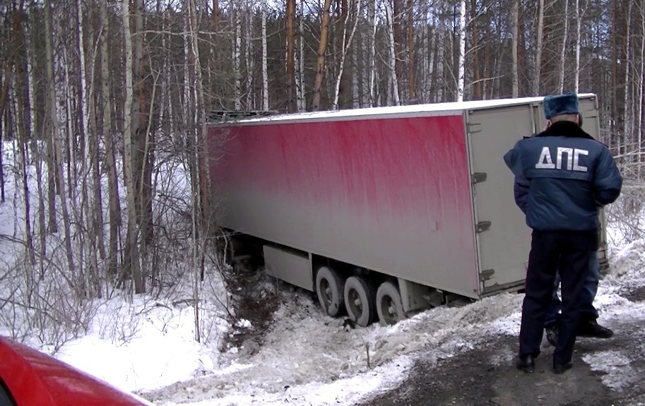 В Полевском в ДТП погибла семилетняя девочка - Фото 5