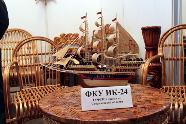 Сувениры из колонии: в Екатеринбурге открылась II ежегодная выставка-ярмарка продукции учреждений ГУФСИН - Фото 3