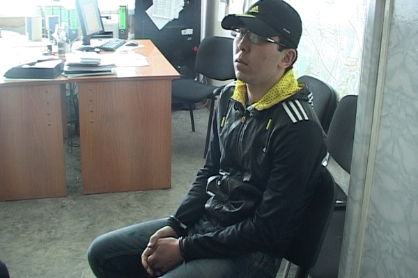 В Екатеринбурге полицейские ликвидировали преступную группу, державшую в страхе владельцев магазинов и АЗС - Фото 3