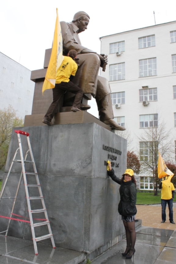 Чем порадуют в День радио? - Фото 2