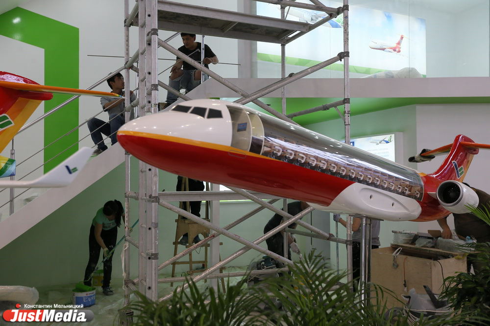 Концепт-кары от АвтоВАЗа, бульдозеры от УВЗ и китайские «ласточки». Что можно будет увидеть на ИННОПРОМе-2015. ФОТОРЕПОРТАЖ, СПОЙЛЕРЫ! - Фото 6