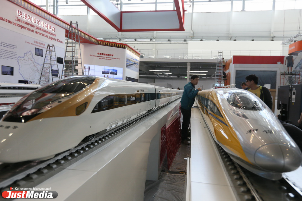 Концепт-кары от АвтоВАЗа, бульдозеры от УВЗ и китайские «ласточки». Что можно будет увидеть на ИННОПРОМе-2015. ФОТОРЕПОРТАЖ, СПОЙЛЕРЫ! - Фото 9