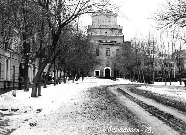 Грязьбург – Грязьловск – Грязьбург. Как эволюционировала распутица в Столице Урала за 100 лет. ФОТО - Фото 13