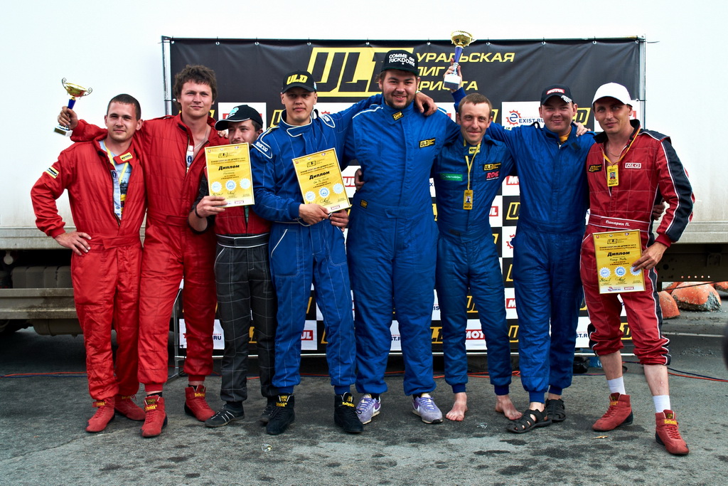 Екатеринбургские гонщики приняли участие во II этапе Открытого чемпионата УрФО по дрифту-2013 - Фото 7