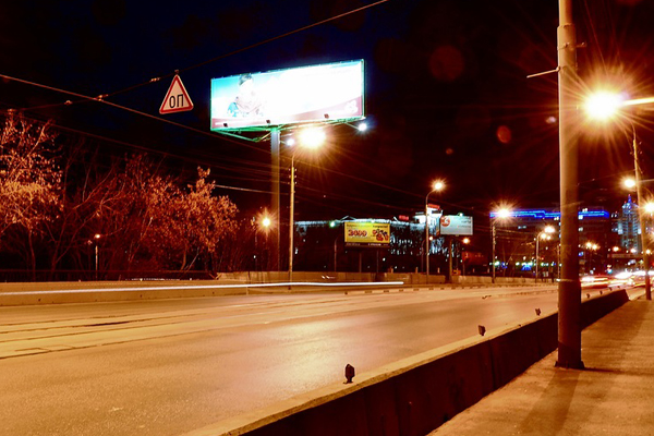 Блоггеры предупреждают автомобилистов о ловушке на Макаровском мосту. Убирать ее мэрия отказалась - Фото 8