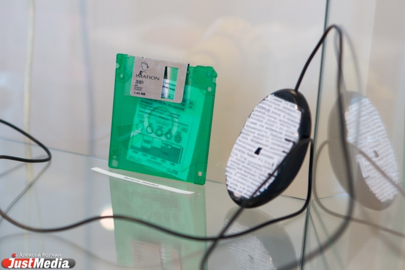 В Екатеринбурге открылась выставка шпаргалок - Фото 4