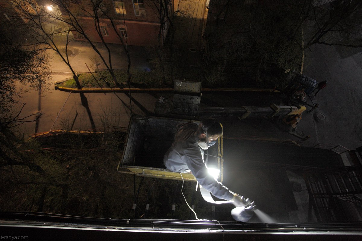 Известный уличный художник из Екатеринбурга «наследил» во Владивостоке - Фото 3