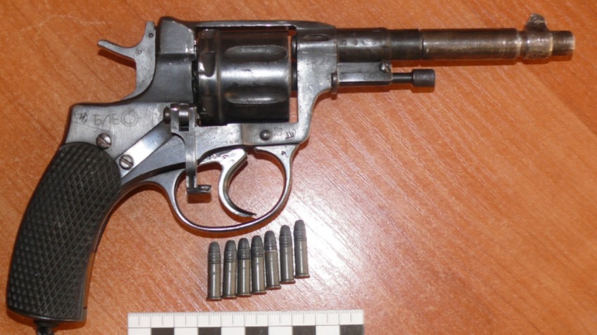 «Обыскали 16 квартир». В Екатеринбурге ФСБ задержала 69 вербовщиков ИГИЛ - Фото 3