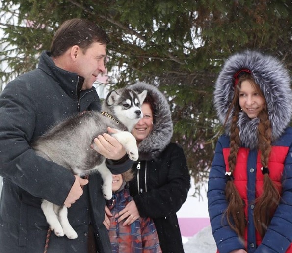 Пятилетка Куйвашева: не мешал предпринимателям, помогал театрам и встал на хоккейные коньки - Фото 16