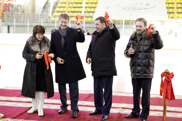 В Верхней Пышме открылся уникальный ледовый дворец: заниматься фигурным катанием и хоккеем здесь смогут 600 детей - Фото 4