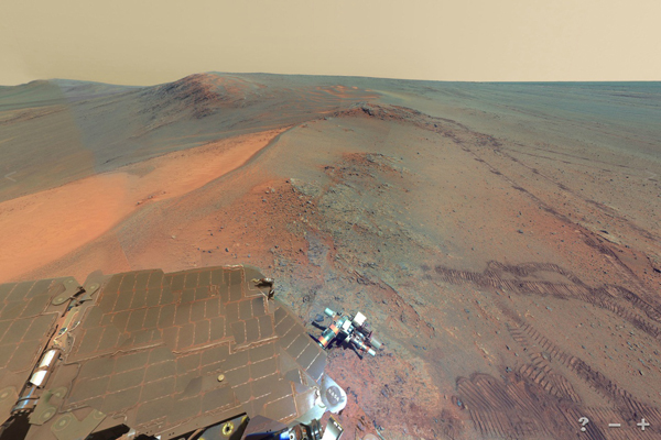 До чего техника дошла! Марсоход Curiosity сделал первую фотопанораму красной планеты - Фото 3