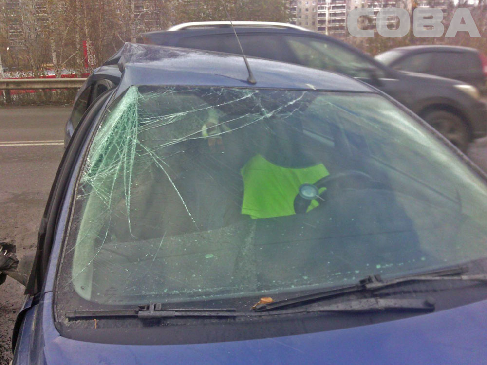 На развязке у «Калины» Ford Focus подставил бок встречному Opel. ФОТО - Фото 4