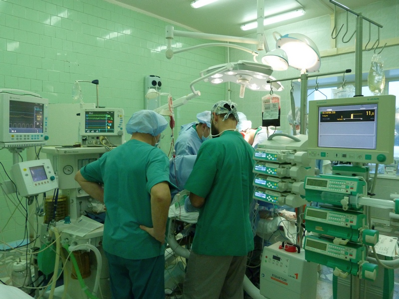 В ОКБ №1 провели первые родственные трансплантации печени - Фото 2